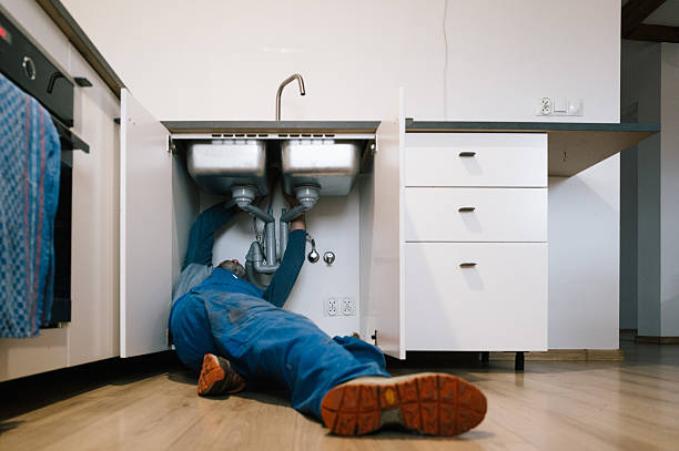 Professional Leak Detection technician working in Villa Park, CA